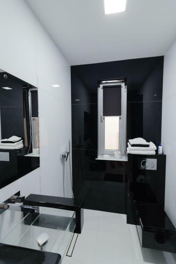 Ezra Luxury Apartments Navodari Ngoại thất bức ảnh