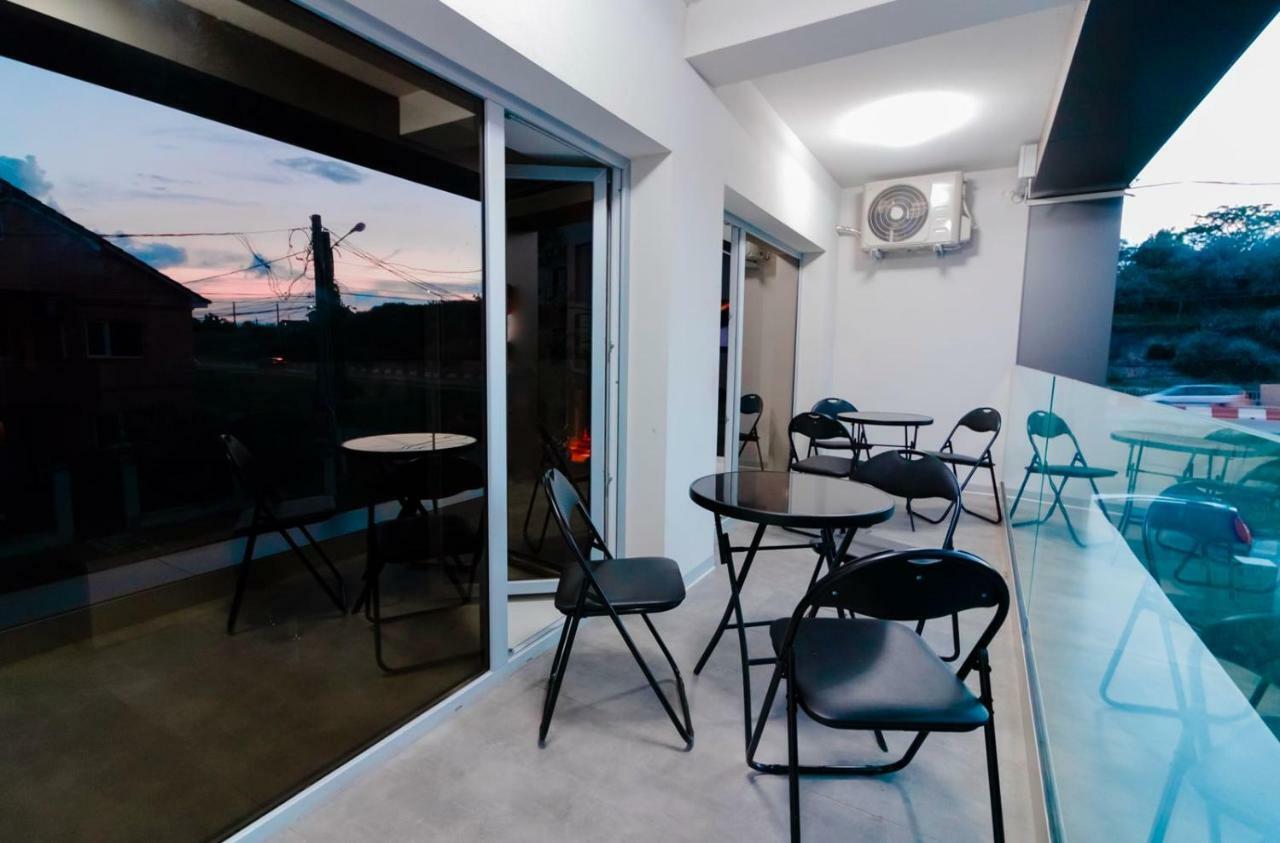 Ezra Luxury Apartments Navodari Ngoại thất bức ảnh