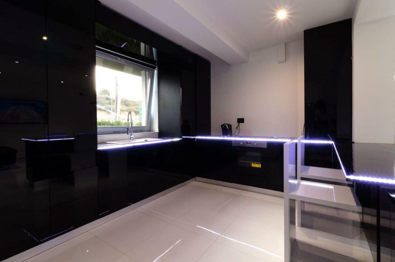 Ezra Luxury Apartments Navodari Ngoại thất bức ảnh